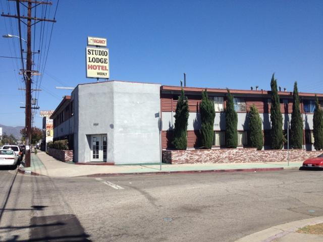 Studio * Los Angeles